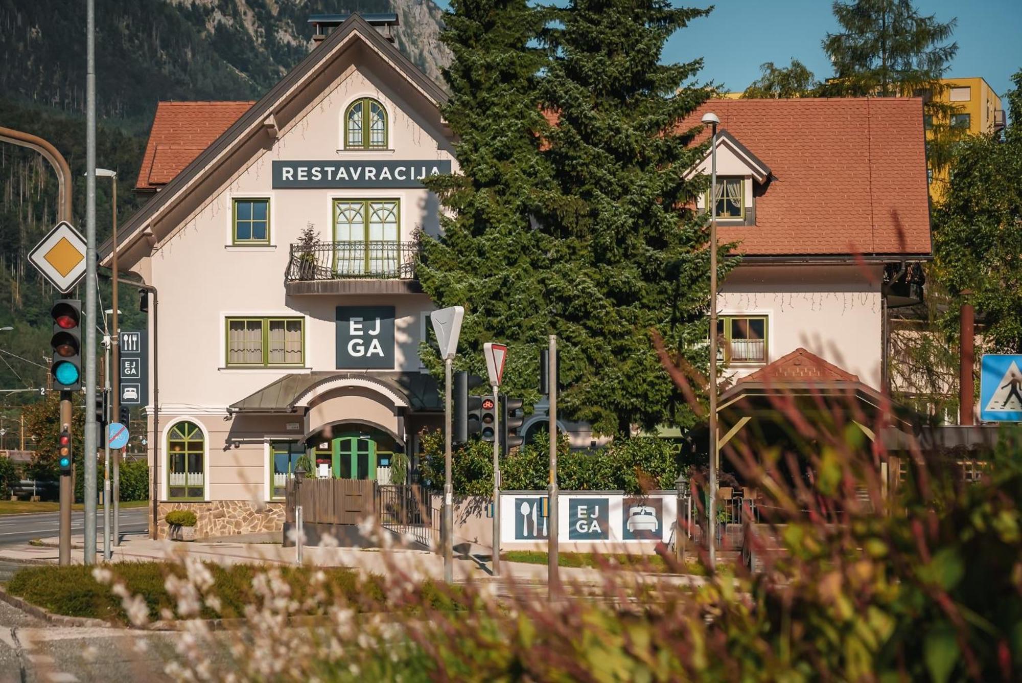 Guest House Ejga Есенице Экстерьер фото