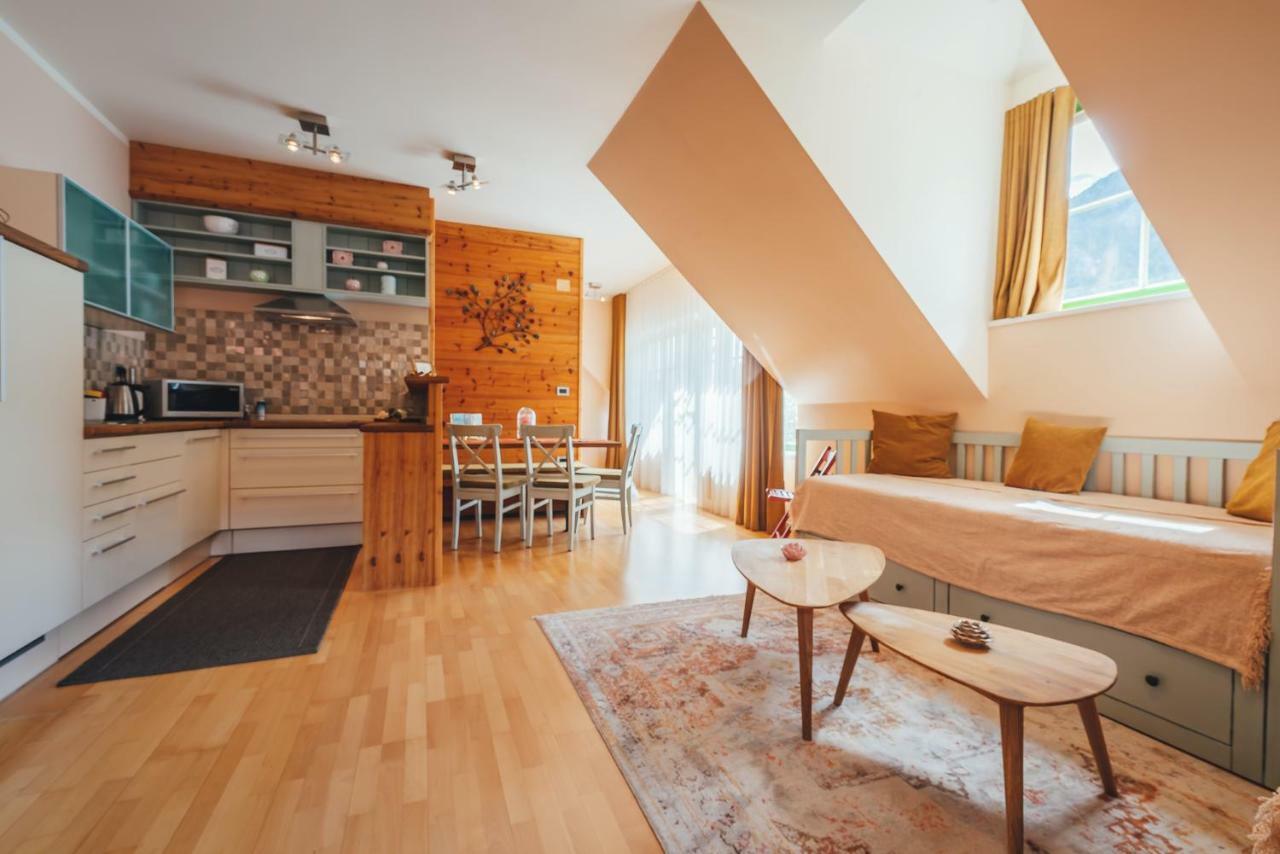 Guest House Ejga Есенице Экстерьер фото